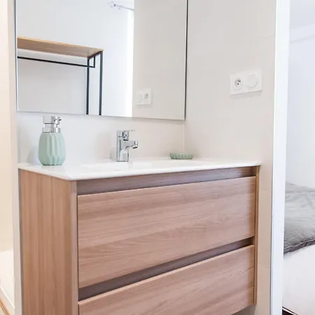 **auberge De L'aude** 4* カルカソンヌ