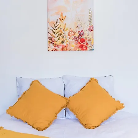 **auberge De L'aude** 4* カルカソンヌ